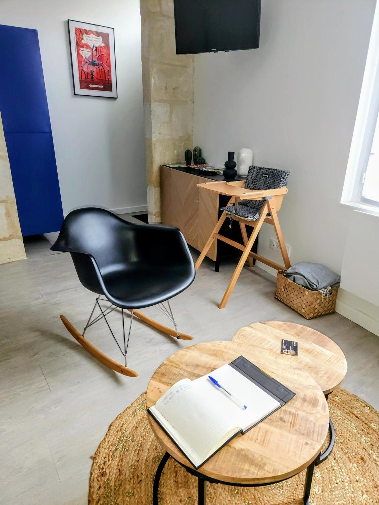 F2 Au Coeur De Langeais. Appartement Buitenkant foto
